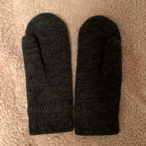 Aritzia gloves ✨